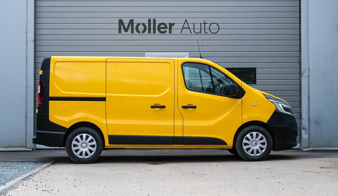 RENAULT TRAFIC