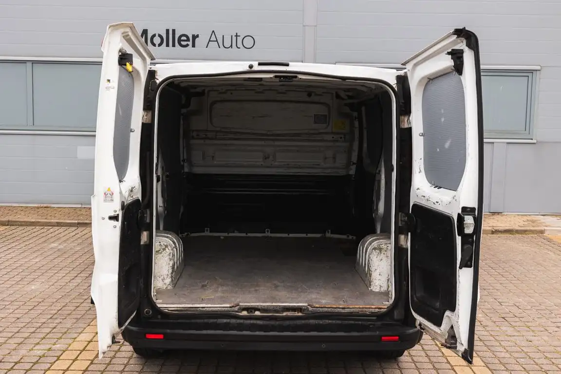 RENAULT TRAFIC