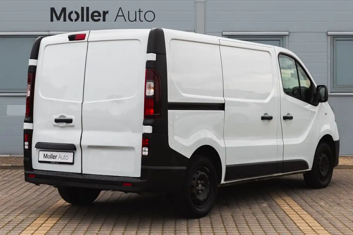 RENAULT TRAFIC