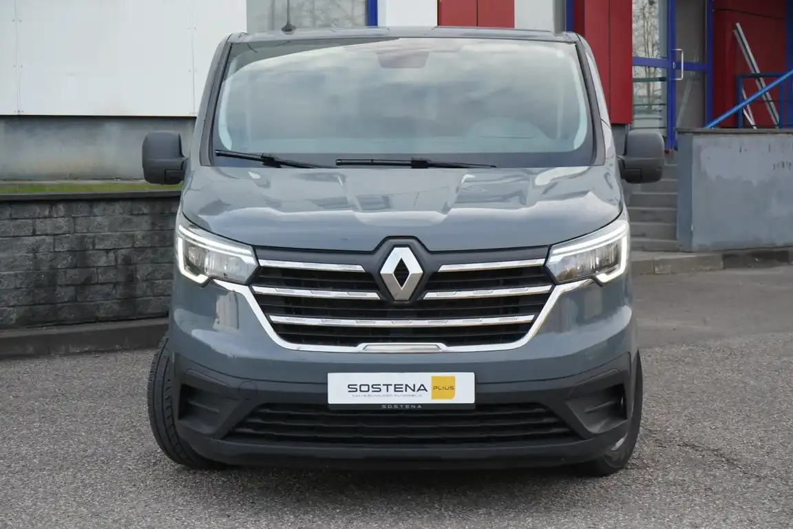 RENAULT TRAFIC