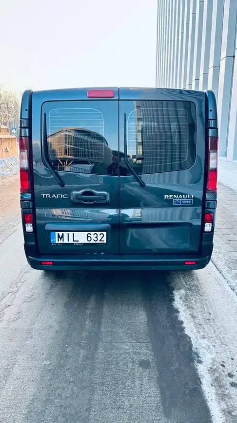 RENAULT TRAFIC