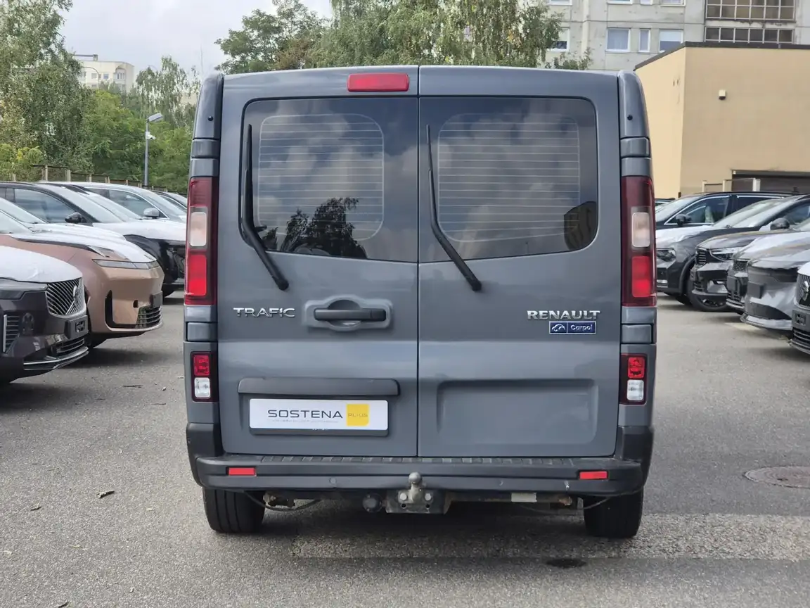RENAULT TRAFIC