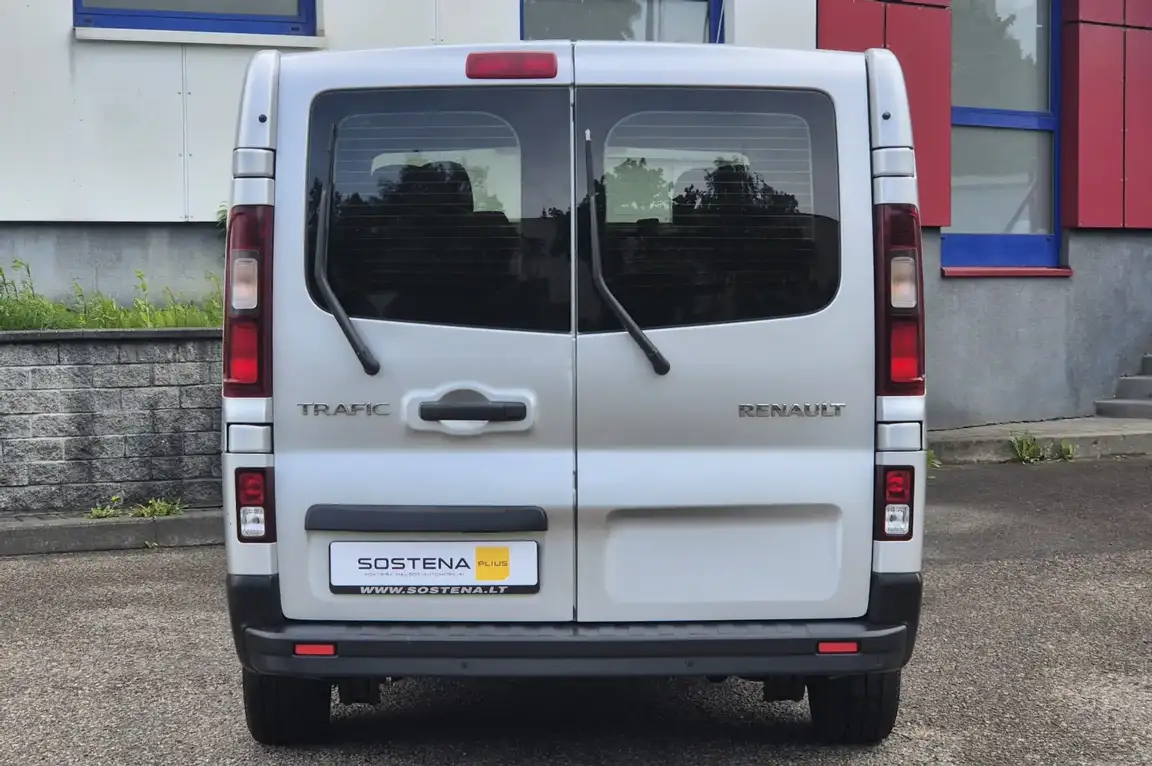 RENAULT TRAFIC