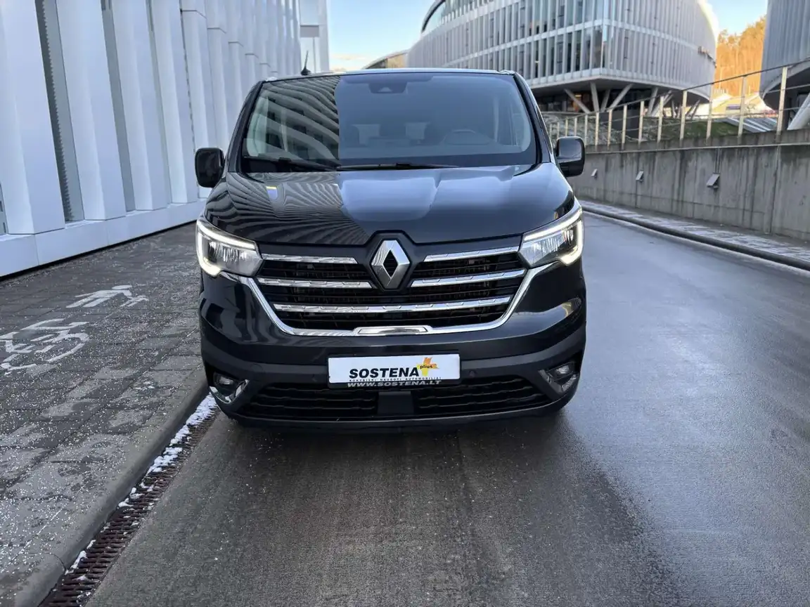RENAULT TRAFIC