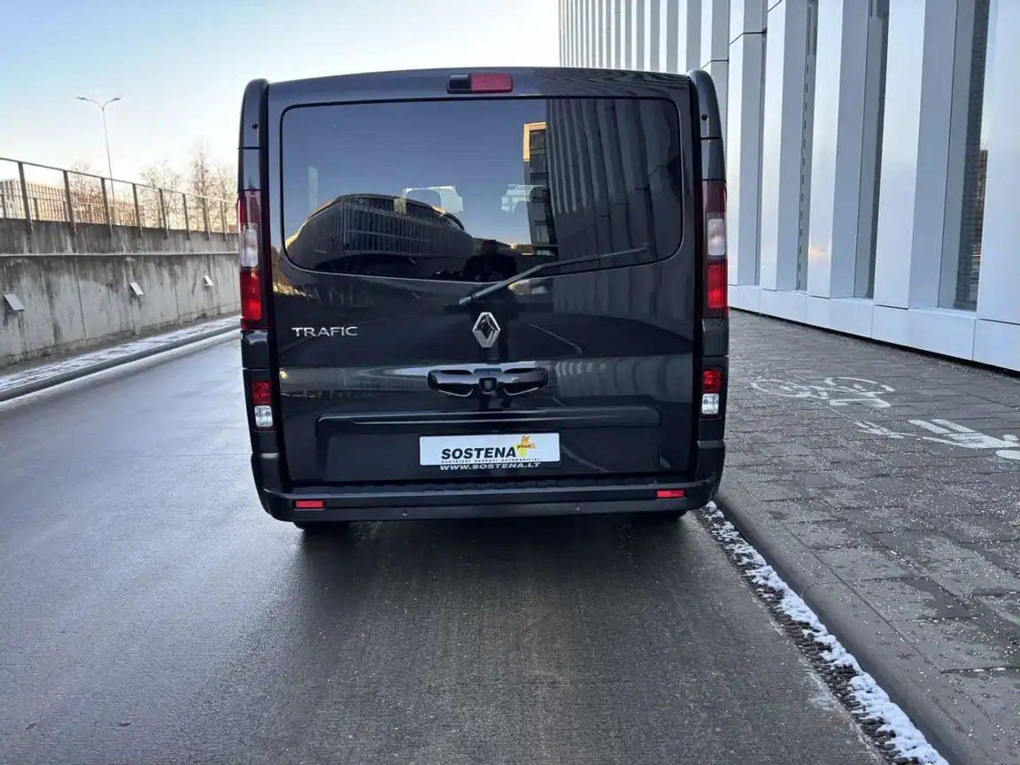RENAULT TRAFIC
