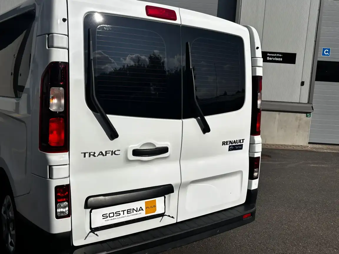 RENAULT TRAFIC