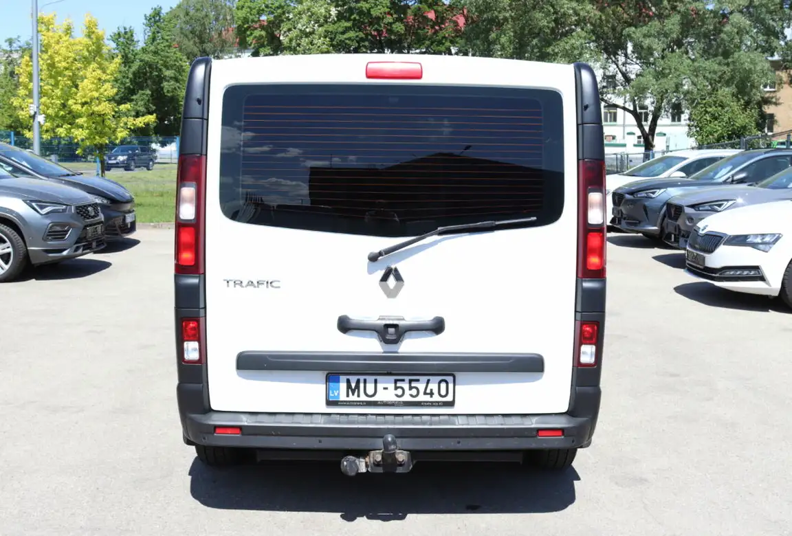 RENAULT TRAFIC