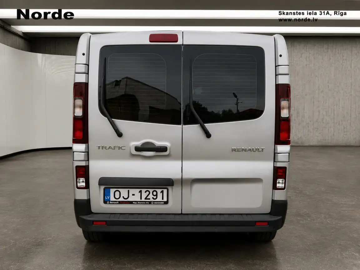 RENAULT TRAFIC