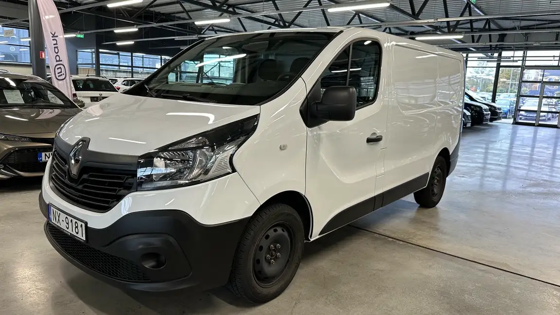 RENAULT TRAFIC