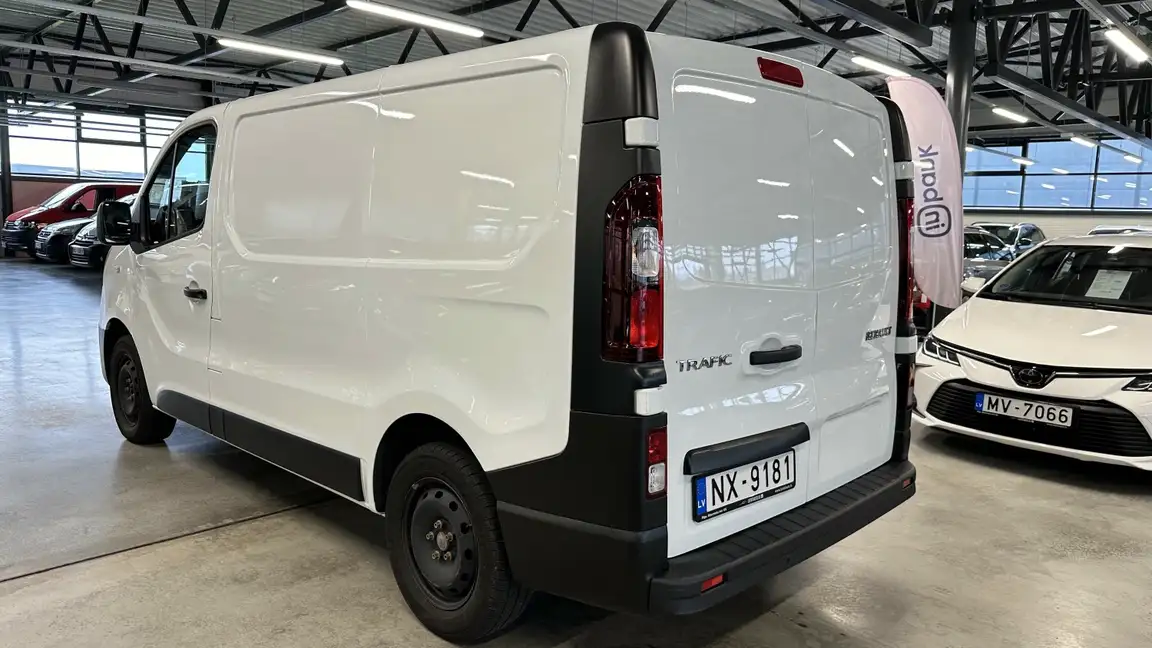 RENAULT TRAFIC