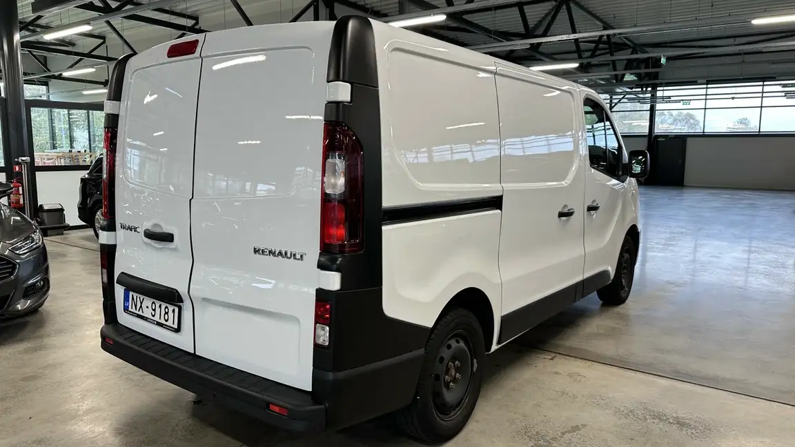 RENAULT TRAFIC