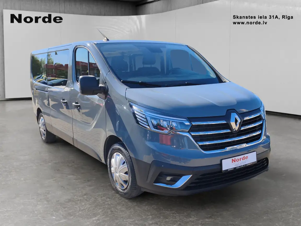 RENAULT TRAFIC