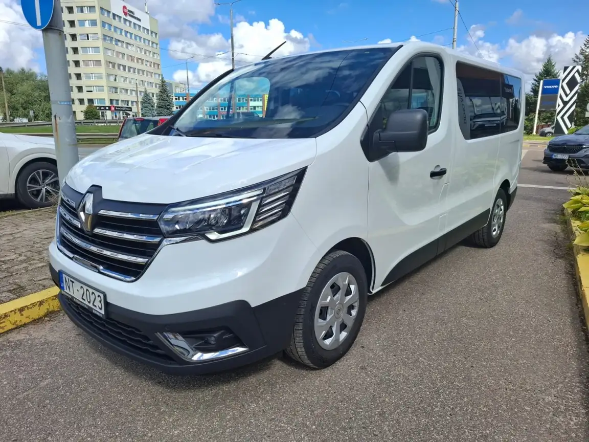 RENAULT TRAFIC
