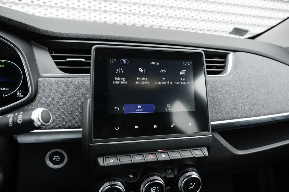 RENAULT ZOE
