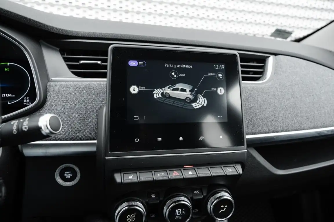 RENAULT ZOE