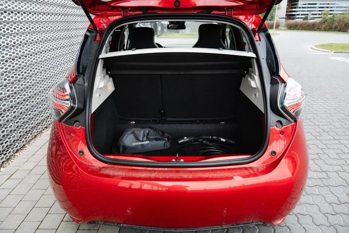 RENAULT ZOE
