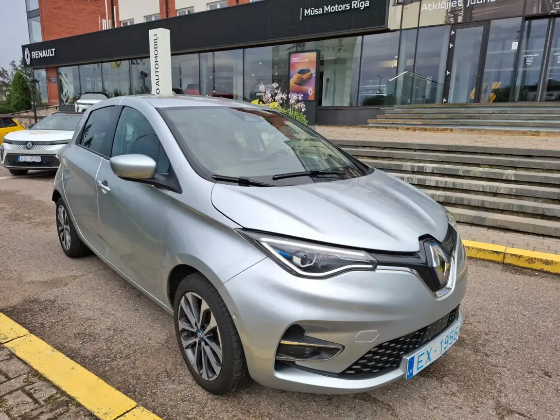 RENAULT ZOE