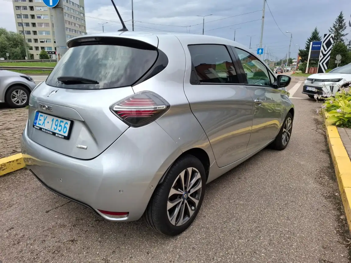 RENAULT ZOE