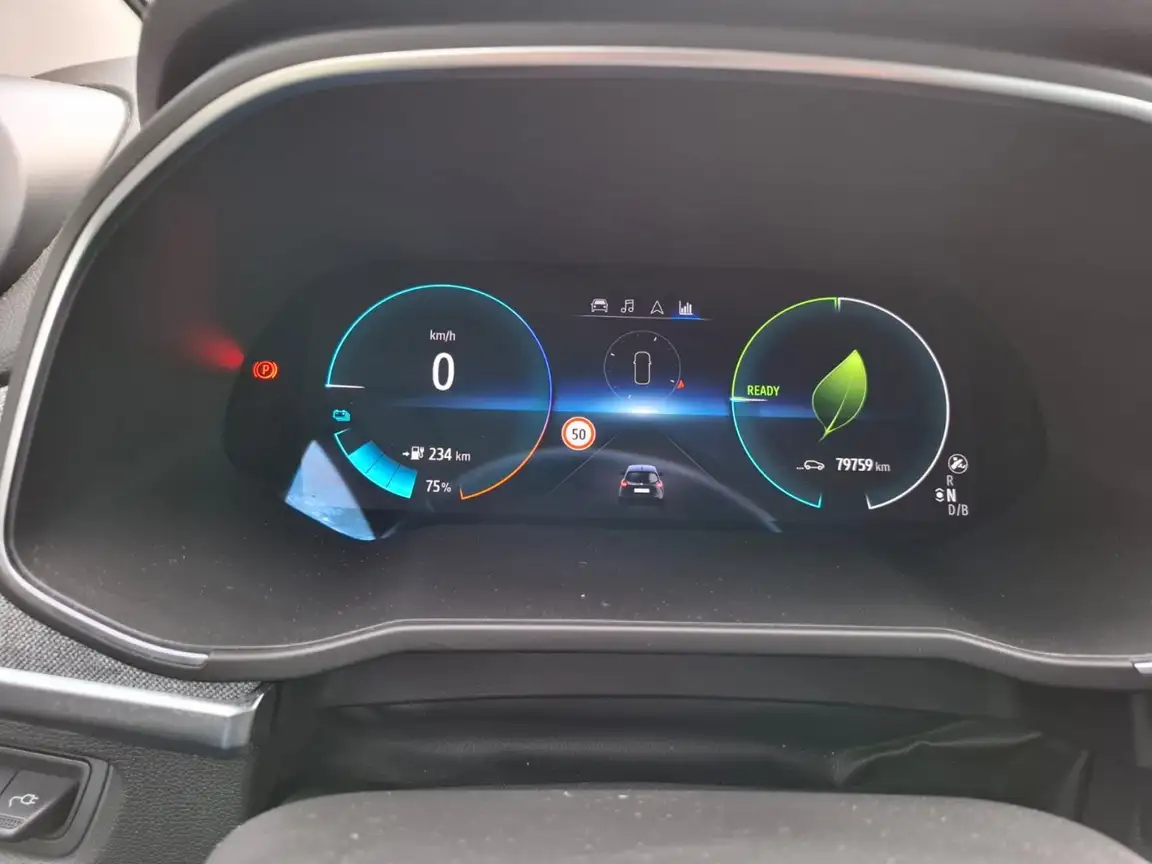 RENAULT ZOE