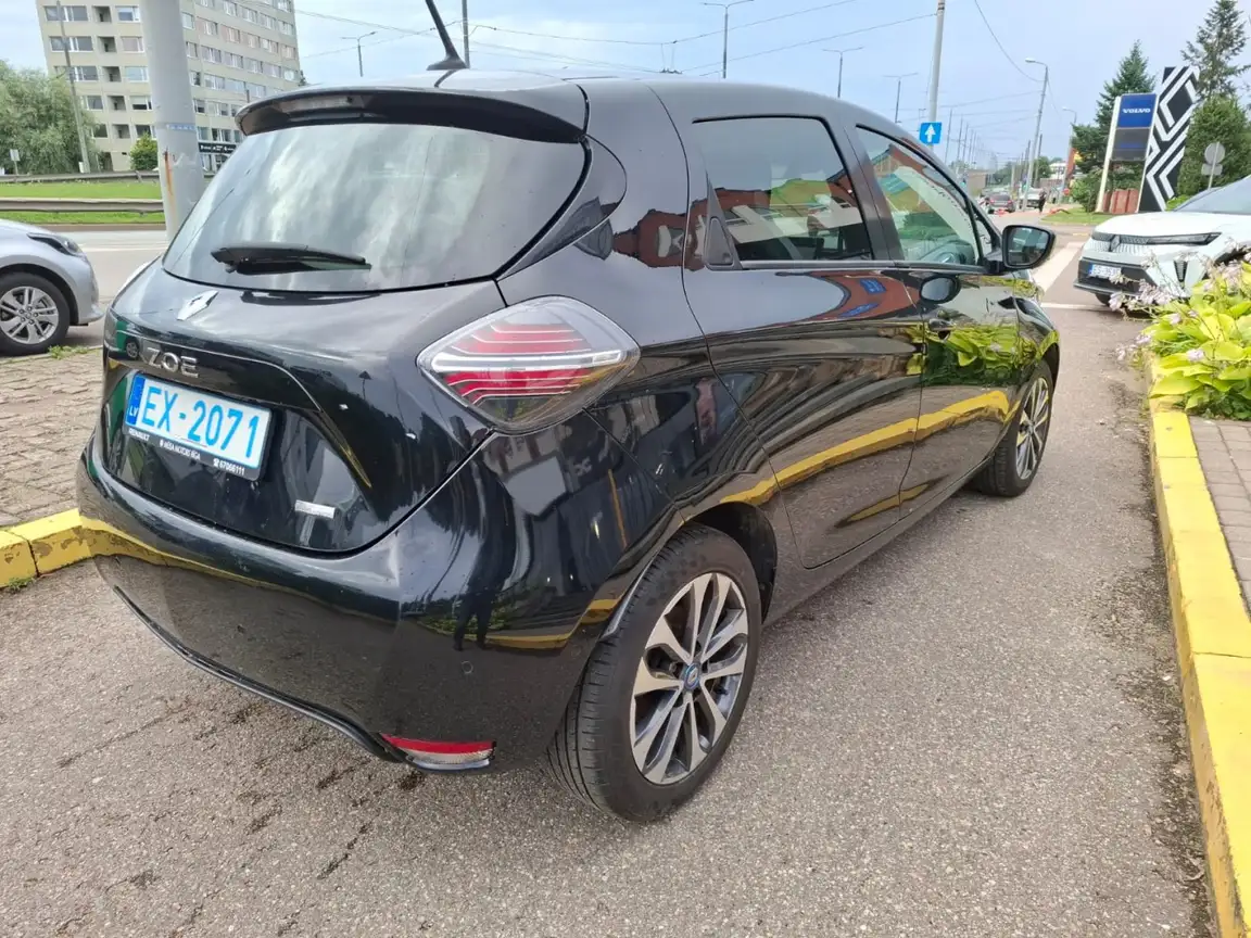 RENAULT ZOE