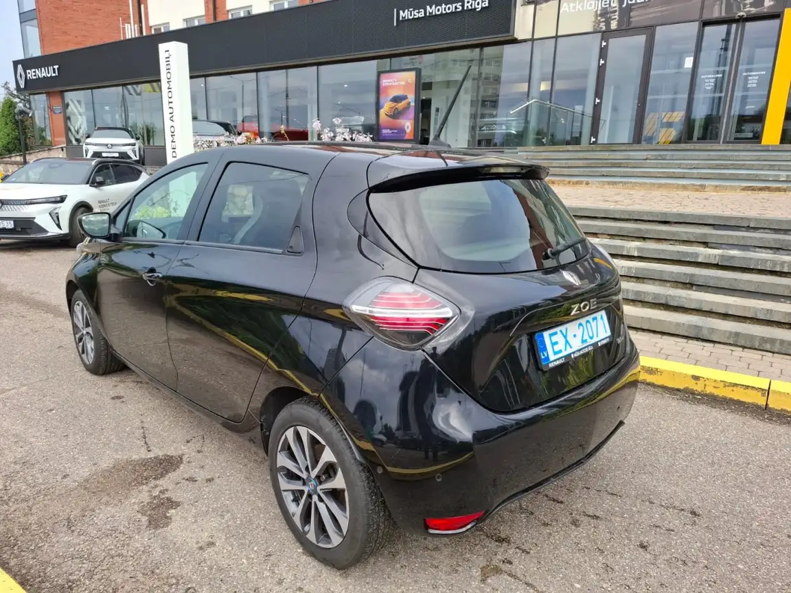 RENAULT ZOE
