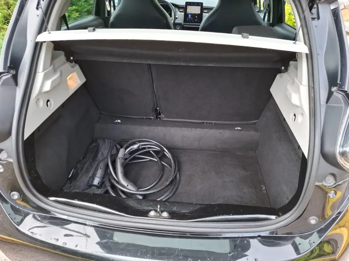 RENAULT ZOE