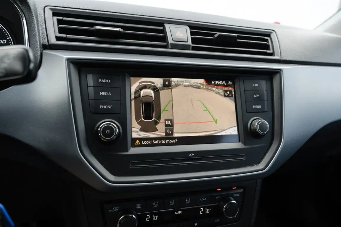 SEAT ARONA