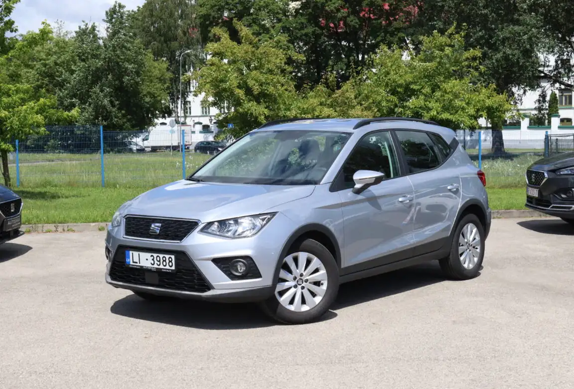 SEAT ARONA