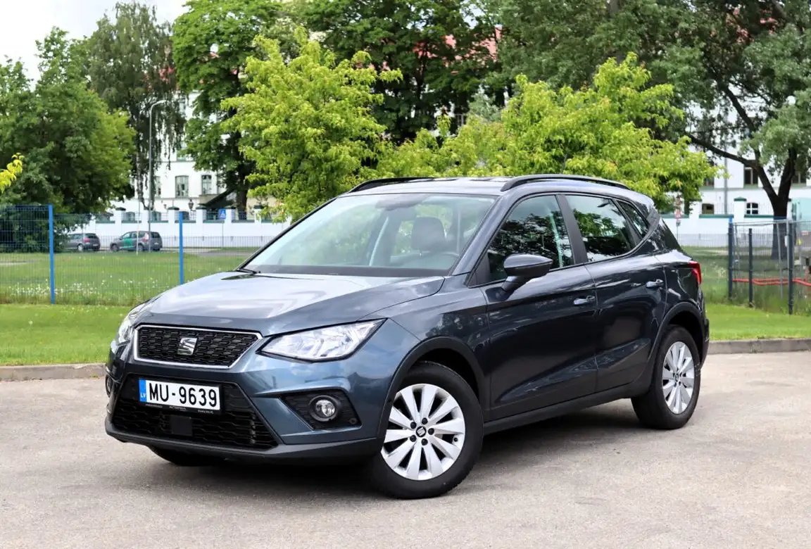 SEAT ARONA
