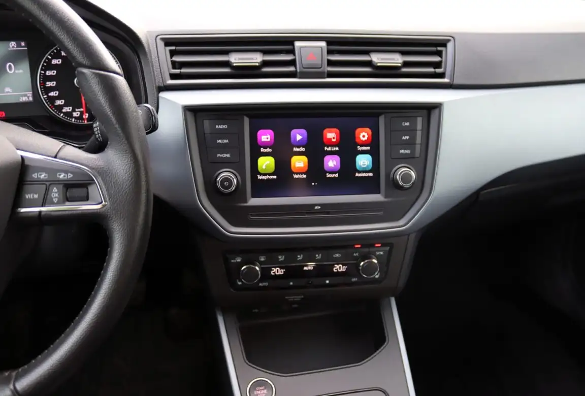SEAT ARONA