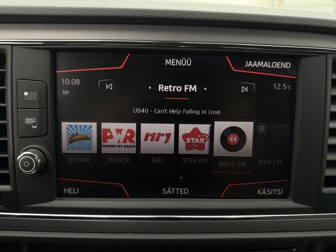 SEAT LEON