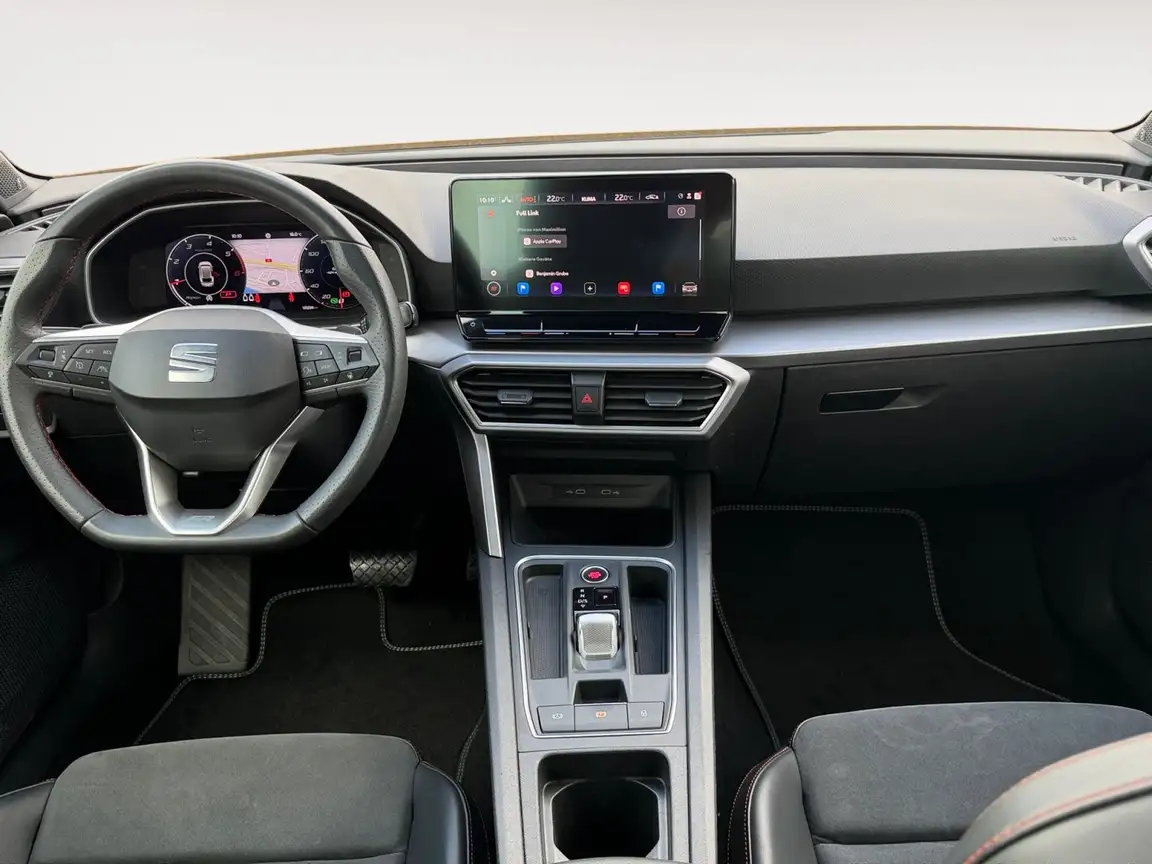 SEAT LEON