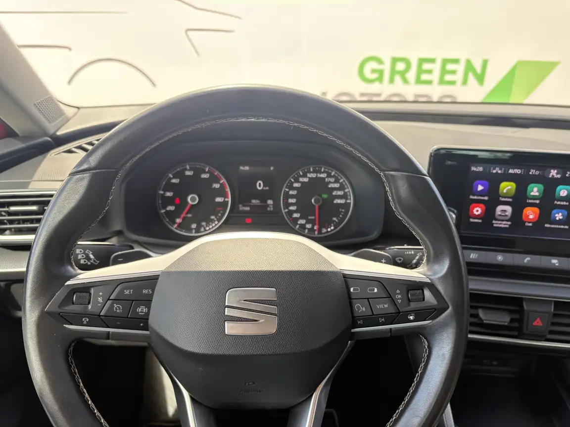 SEAT LEON