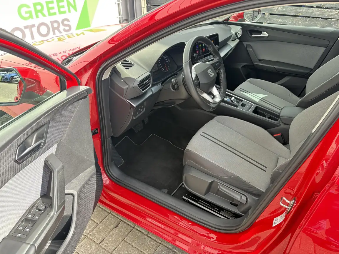 SEAT LEON
