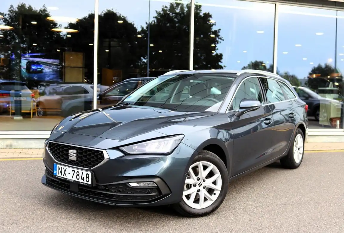 SEAT LEON