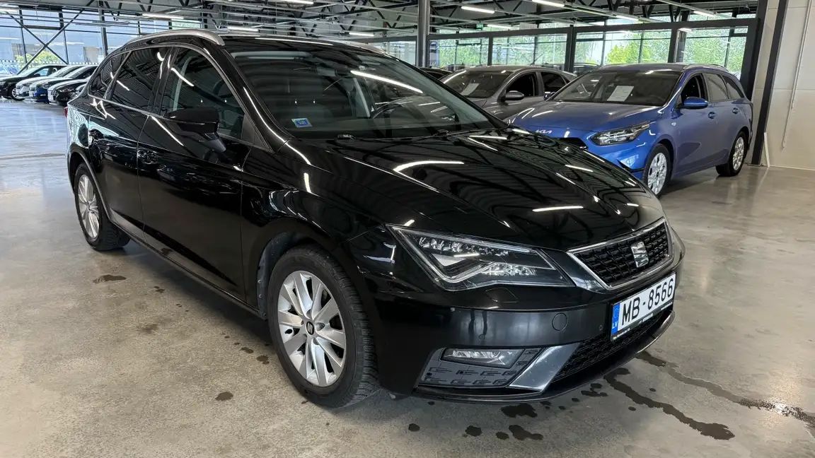SEAT LEON