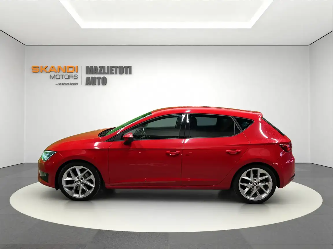 SEAT LEON