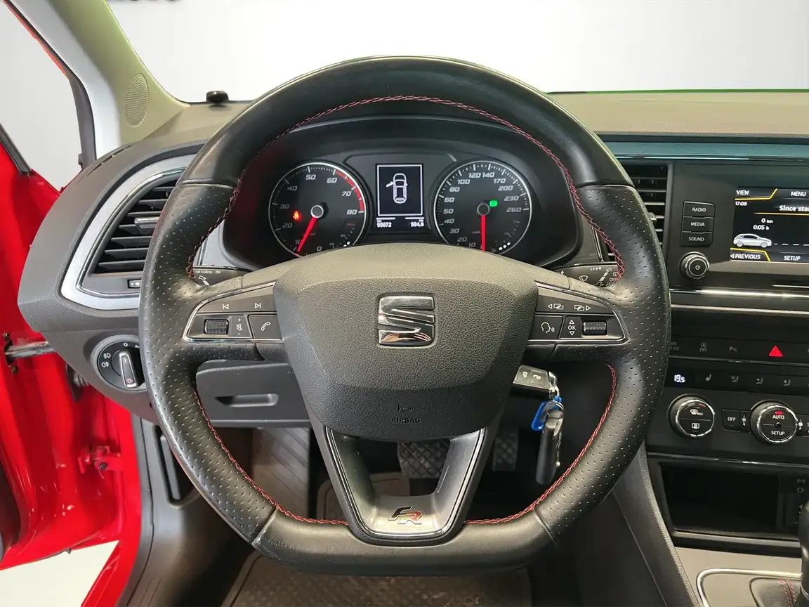 SEAT LEON