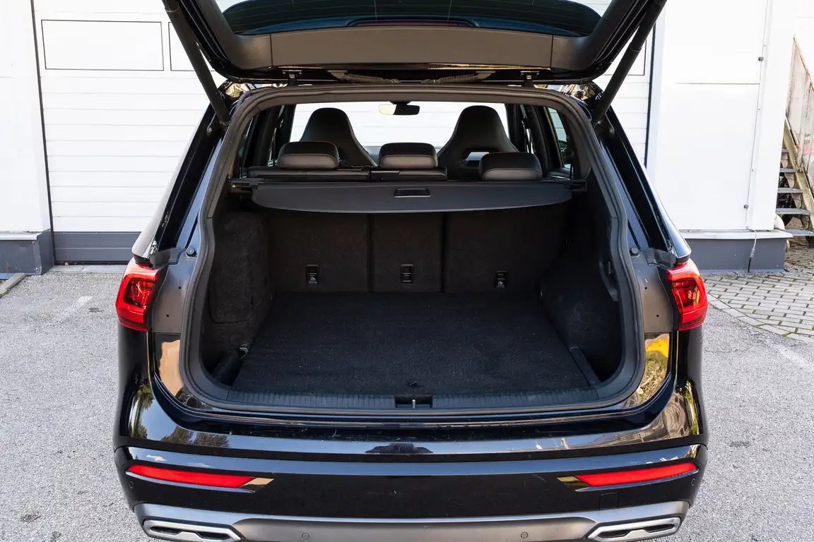 SEAT TARRACO