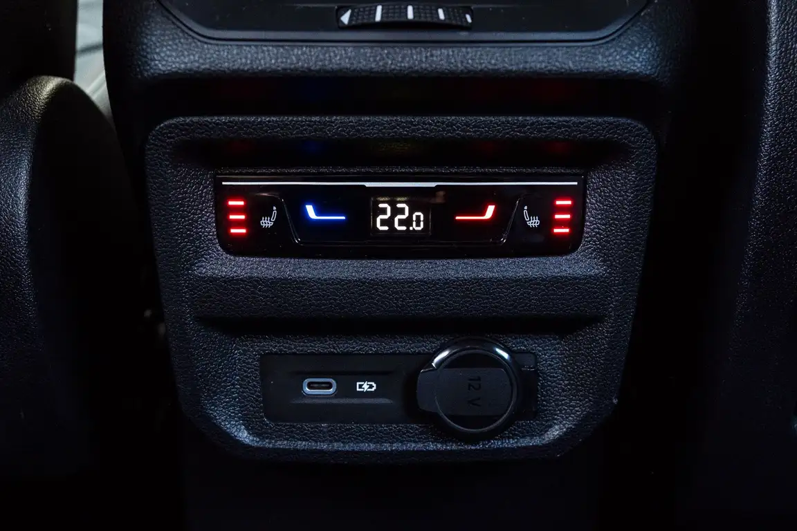 SEAT TARRACO