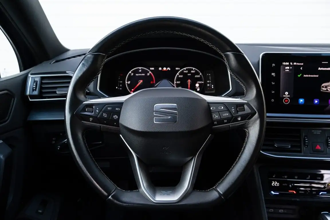 SEAT TARRACO