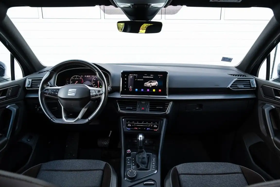 SEAT TARRACO