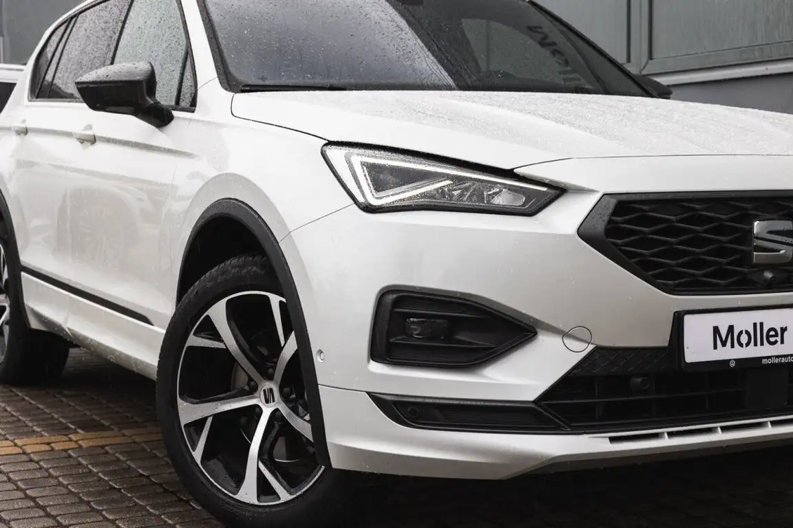 SEAT TARRACO