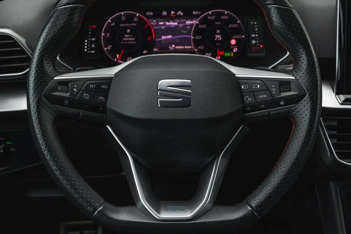 SEAT TARRACO