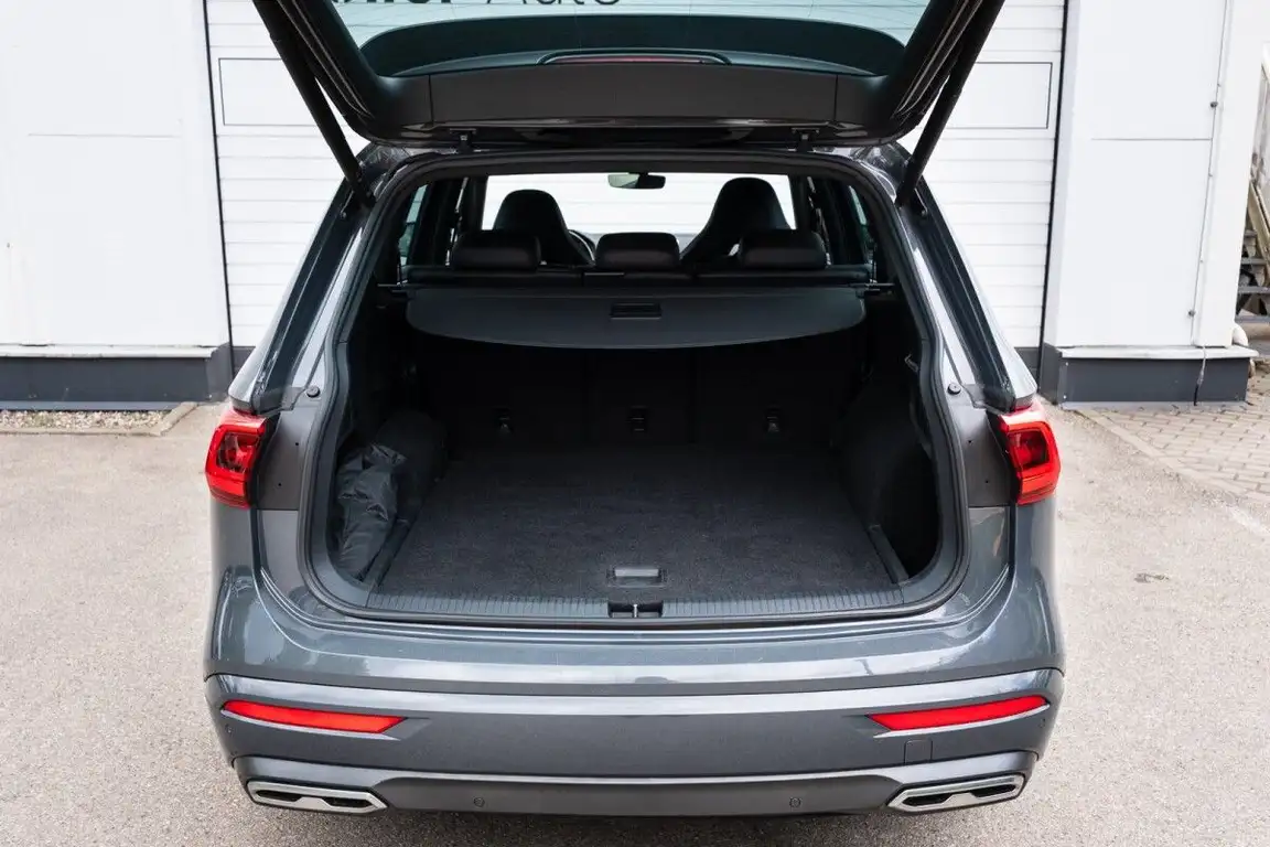 SEAT TARRACO
