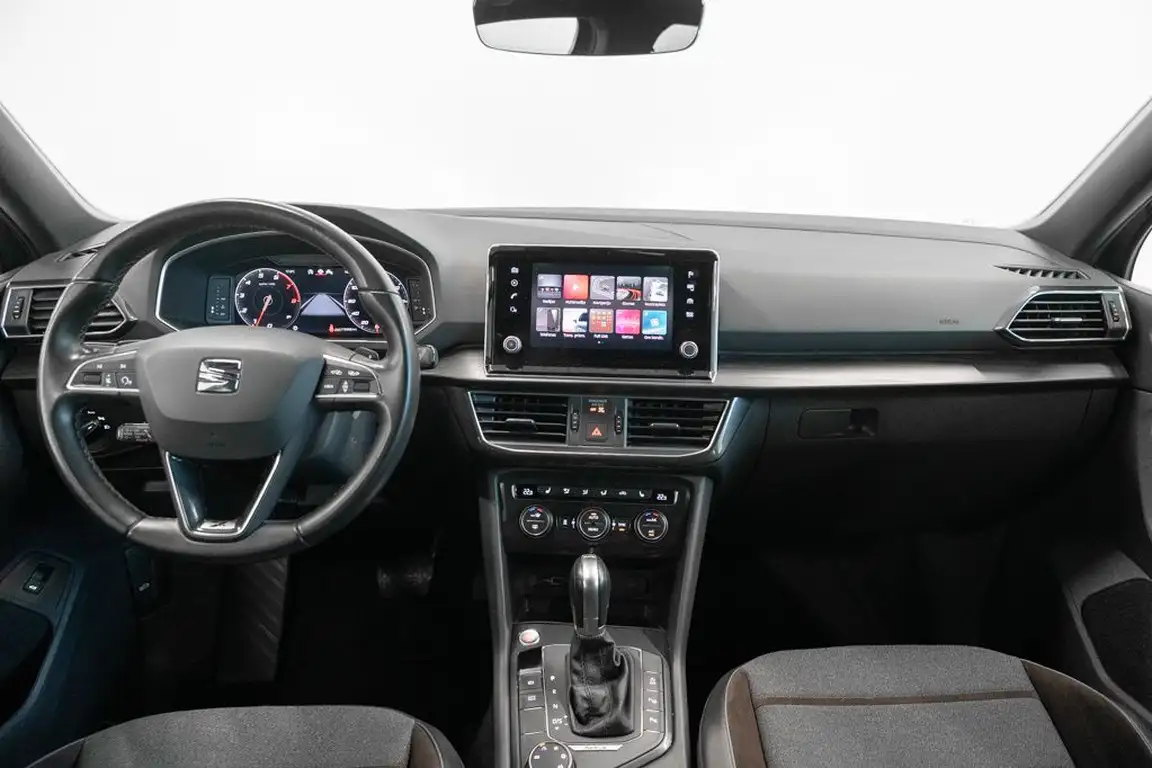 SEAT TARRACO