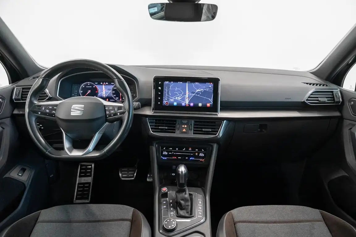 SEAT TARRACO