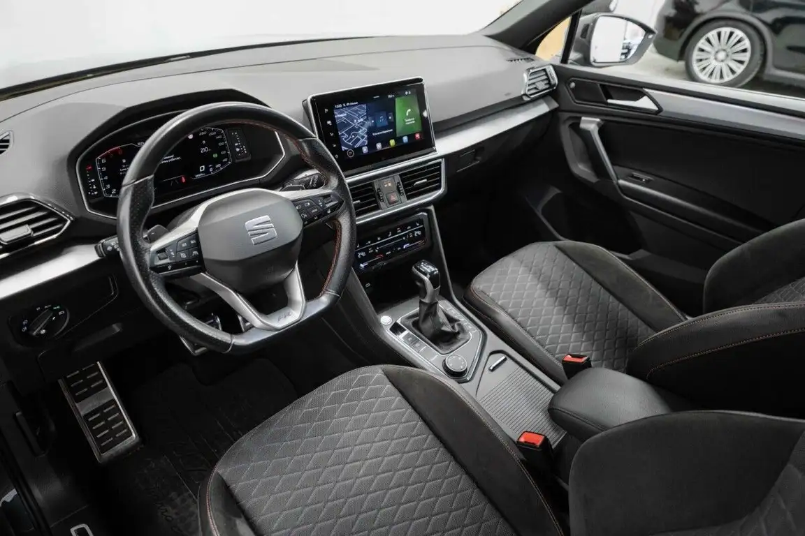 SEAT TARRACO