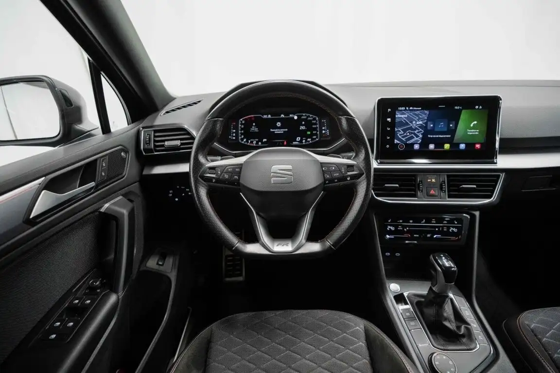 SEAT TARRACO