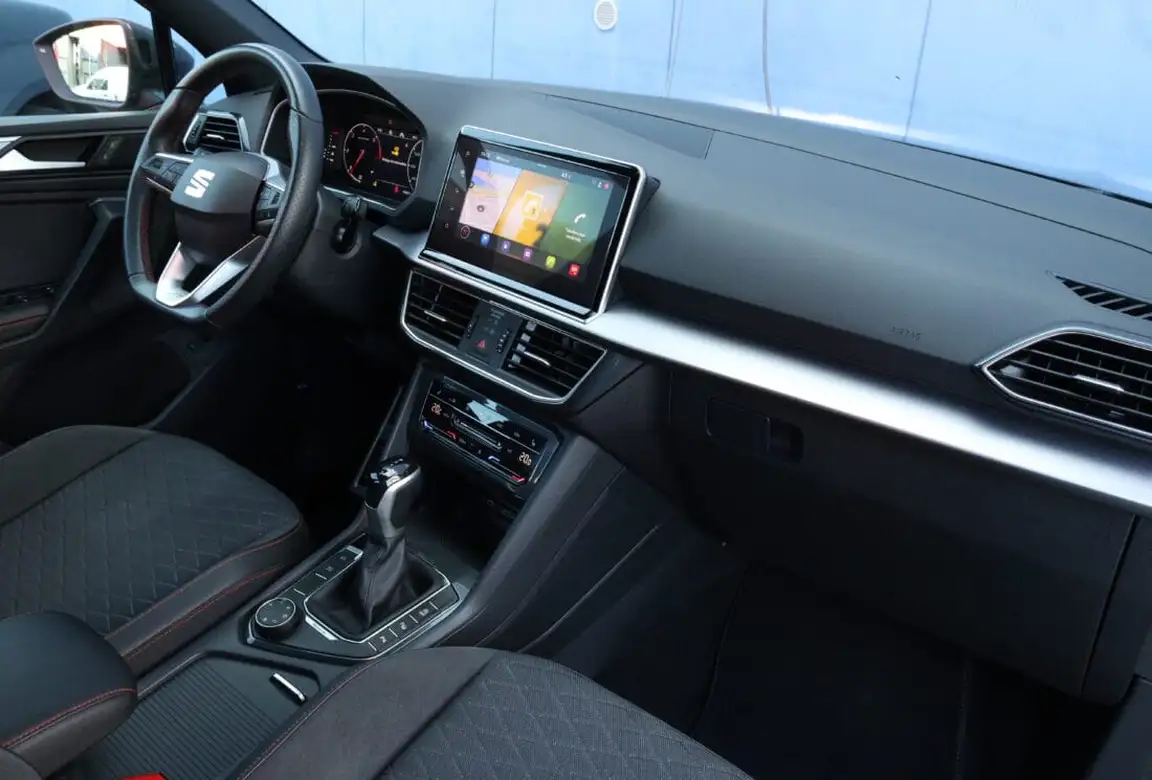 SEAT TARRACO